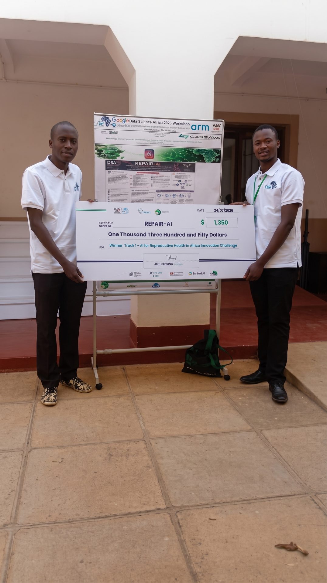 ATIH receiving tech award